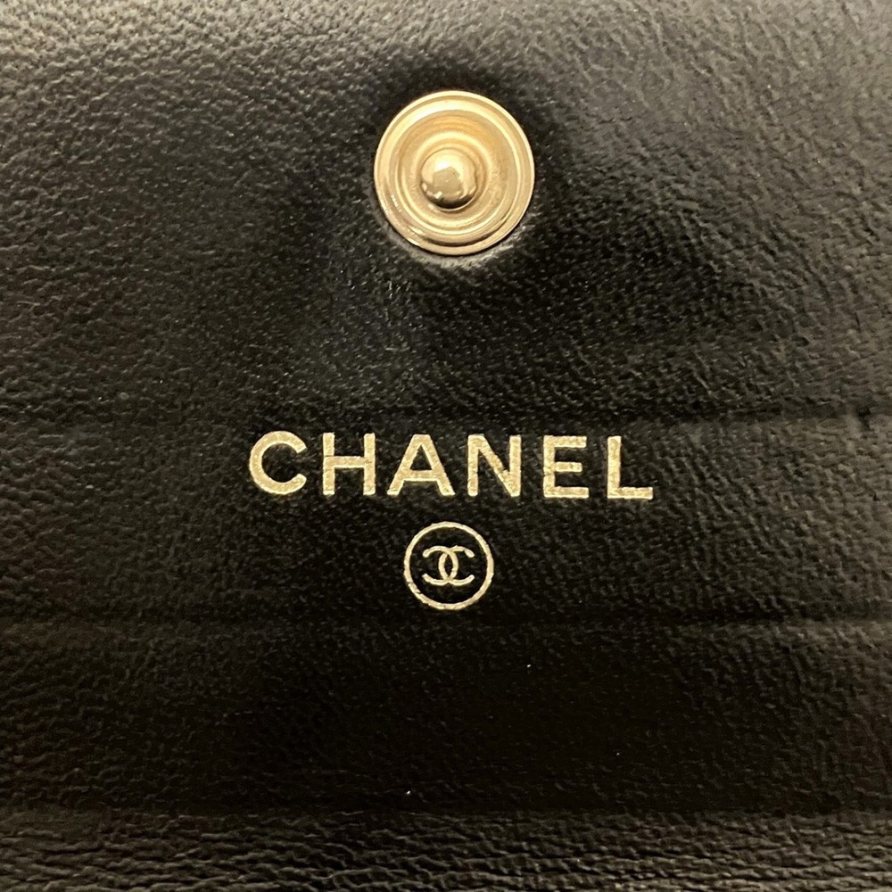 CHANEL Black Lambskin Leather Wallet - Picture 4 of 9